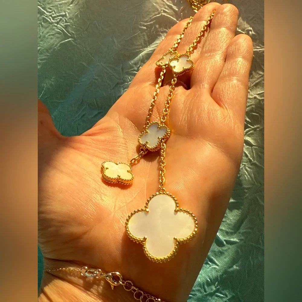Alhambra style Clover Necklace